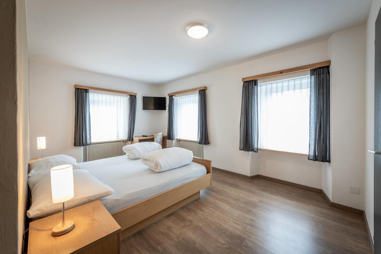 Rabius Hotel Greina מראה חיצוני תמונה