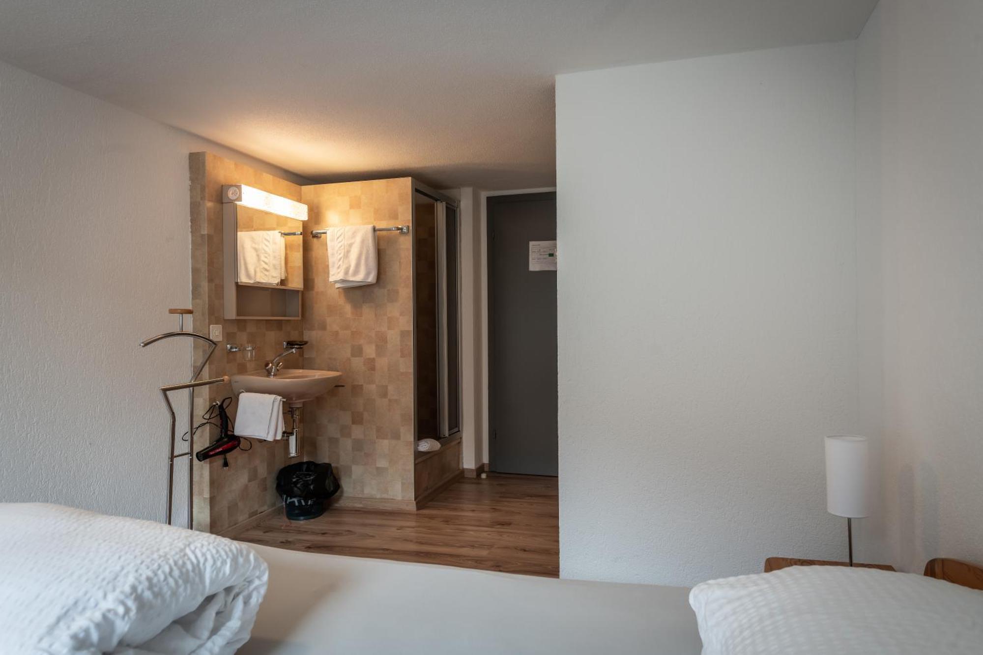 Rabius Hotel Greina מראה חיצוני תמונה